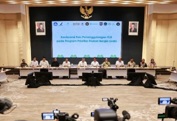 Pemerintah perkuat tata kelola MBG prioritaskan keselamatan anak