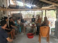 Kadis Pertanian Sambangi Pallembongan, Ajak Generasi Muda Berani Bertani